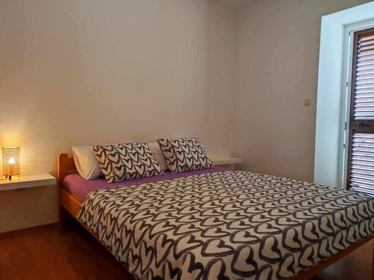 Apartment Rose คิร์ก ภายนอก รูปภาพ
