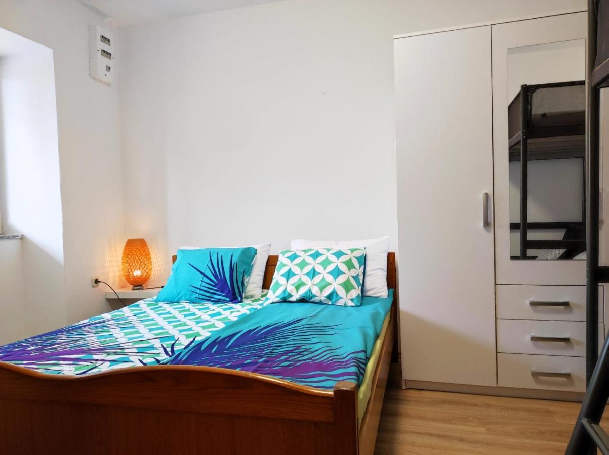 Apartment Rose คิร์ก ภายนอก รูปภาพ