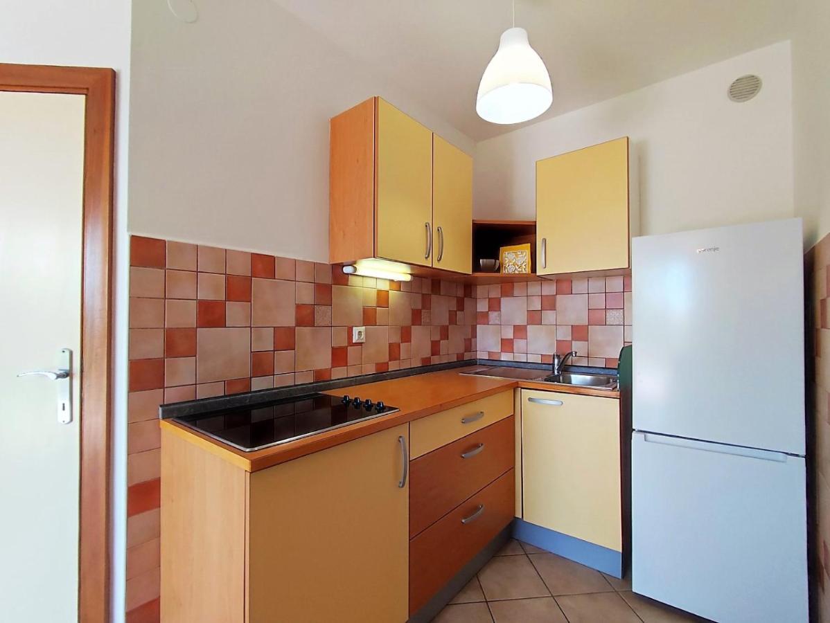 Apartment Rose คิร์ก ภายนอก รูปภาพ
