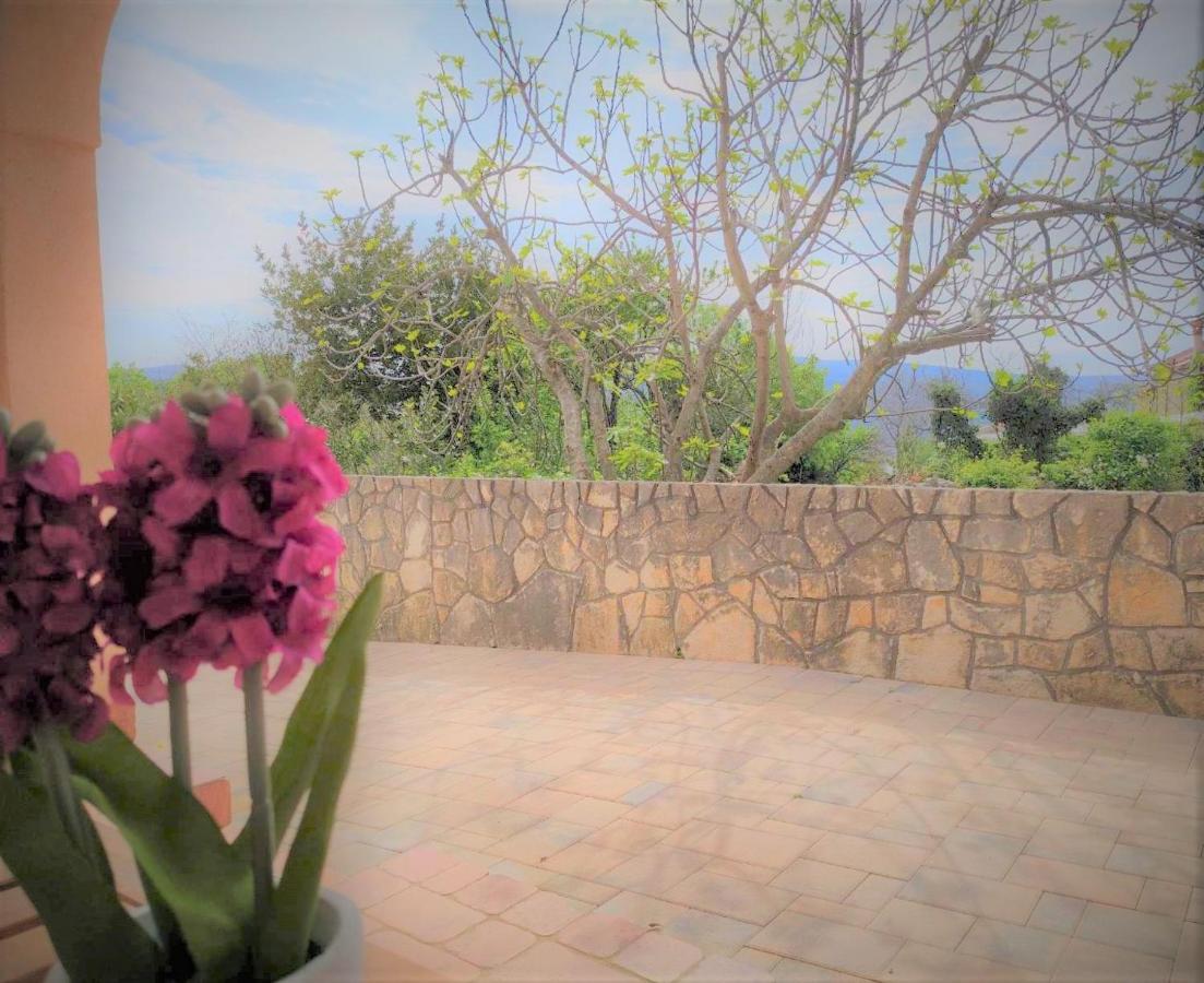 Apartment Rose คิร์ก ภายนอก รูปภาพ